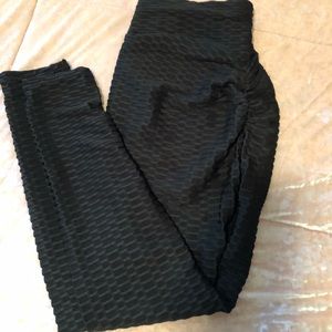 Booty scrunch leggings